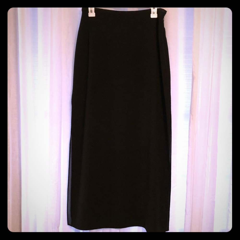 Formal skirt